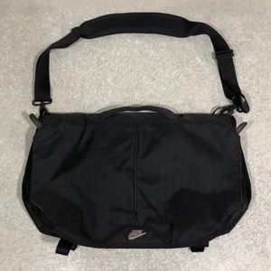 nike cordura messenger bag